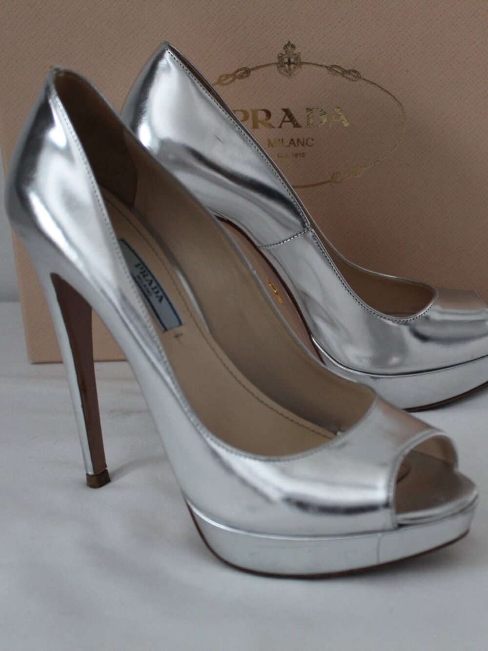 PRADA Silver Peep Toes Heels Pumps Mini Platform Leather 37.5